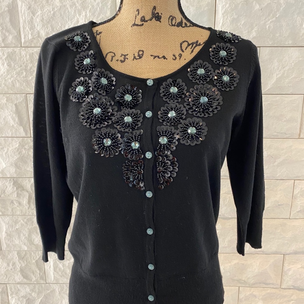 Women’s sweater